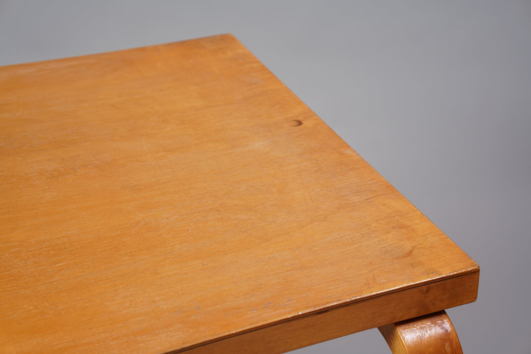 Table, Alvar Aalto, Oy Huonekalu- ja Rakennustyötehdas AB, 1930/1940s