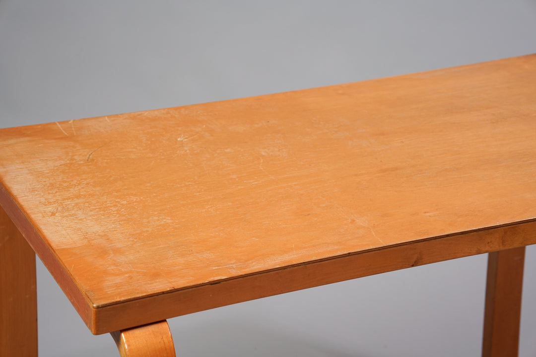 Table, Alvar Aalto, Oy Huonekalu- ja Rakennustyötehdas AB, 1930/1940s