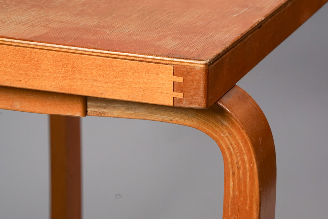 Table, Alvar Aalto, Oy Huonekalu- ja Rakennustyötehdas AB, 1930/1940s