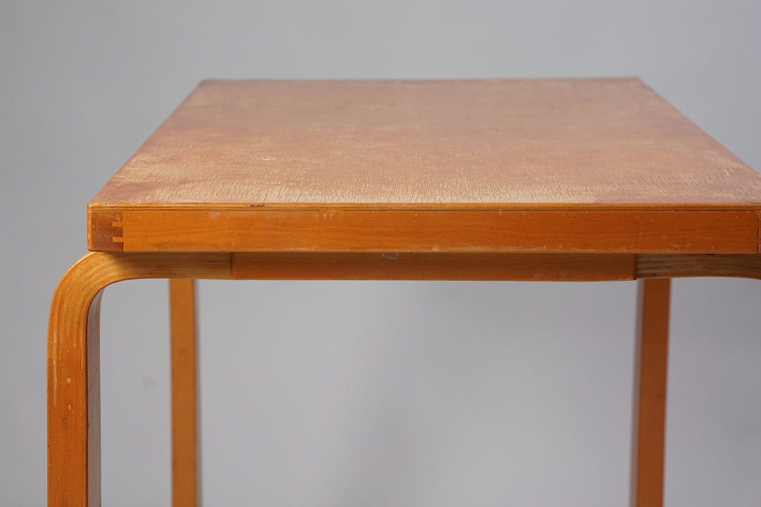 Table, Alvar Aalto, Oy Huonekalu- ja Rakennustyötehdas AB, 1930/1940s