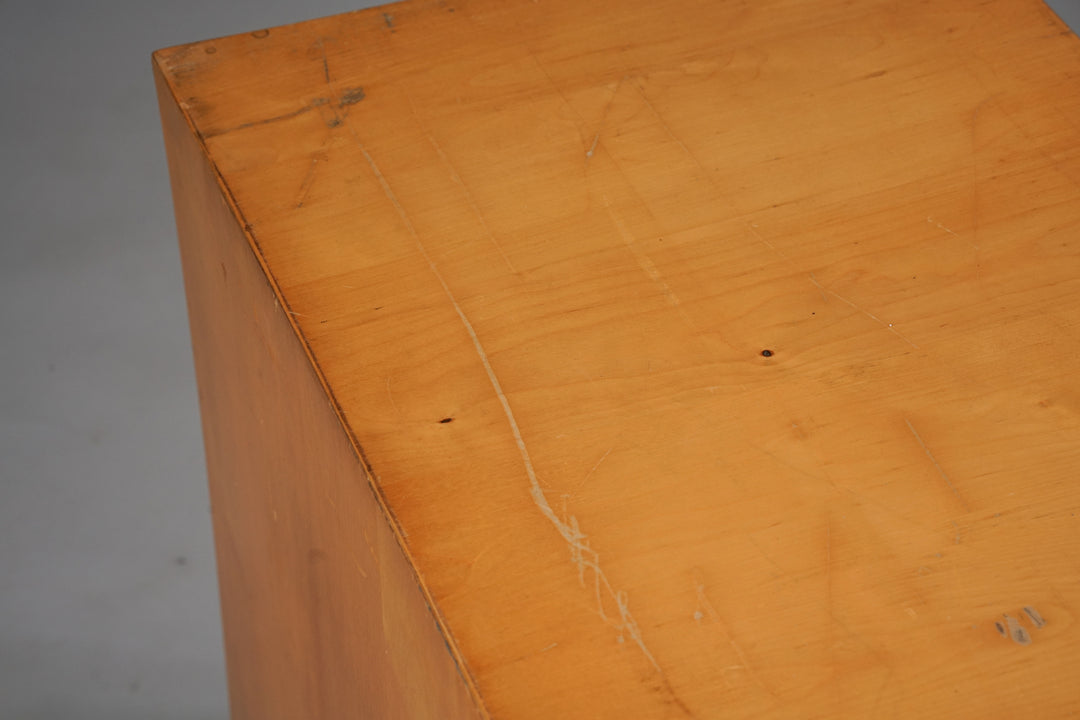 Model B96 chest of drawers, Aino Aalto, Oy Huonekalu- ja Rakennustyötehdas AB, 1930s 