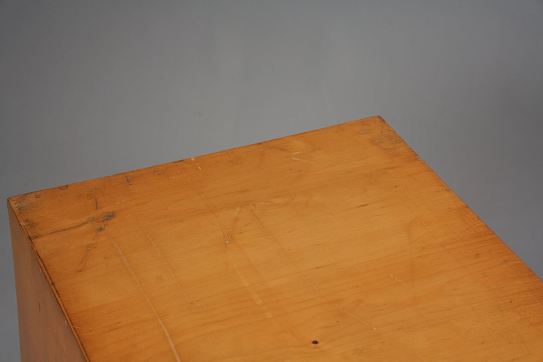 Model B96 chest of drawers, Aino Aalto, Oy Huonekalu- ja Rakennustyötehdas AB, 1930s 
