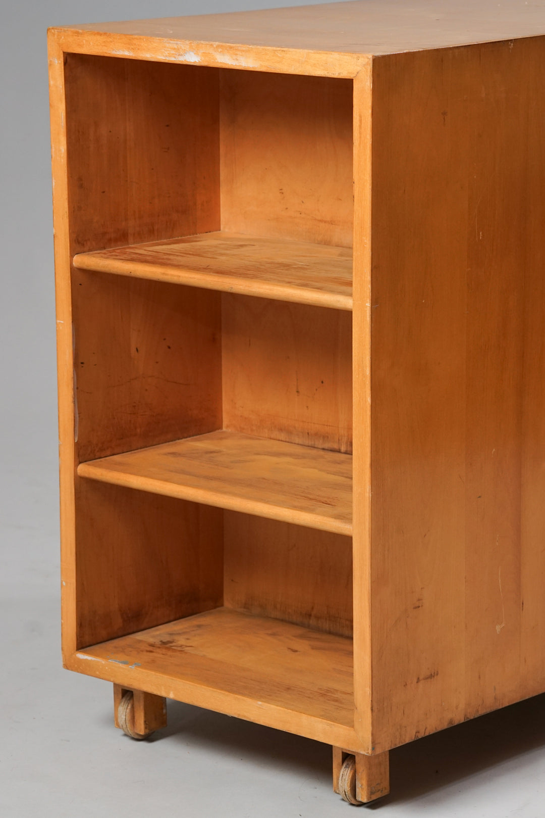 Model B96 chest of drawers, Aino Aalto, Oy Huonekalu- ja Rakennustyötehdas AB, 1930s 