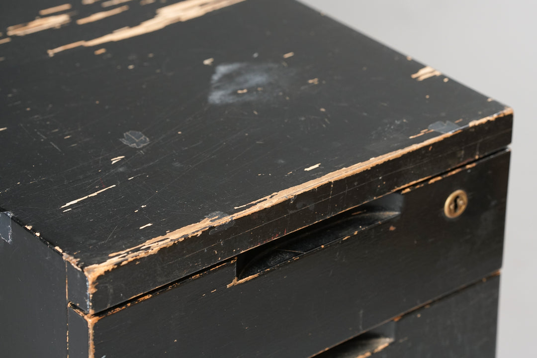 Model B96 chest of drawers, Aino Aalto, Oy Huonekalu- ja Rakennustyötehdas AB, 1930/1940s