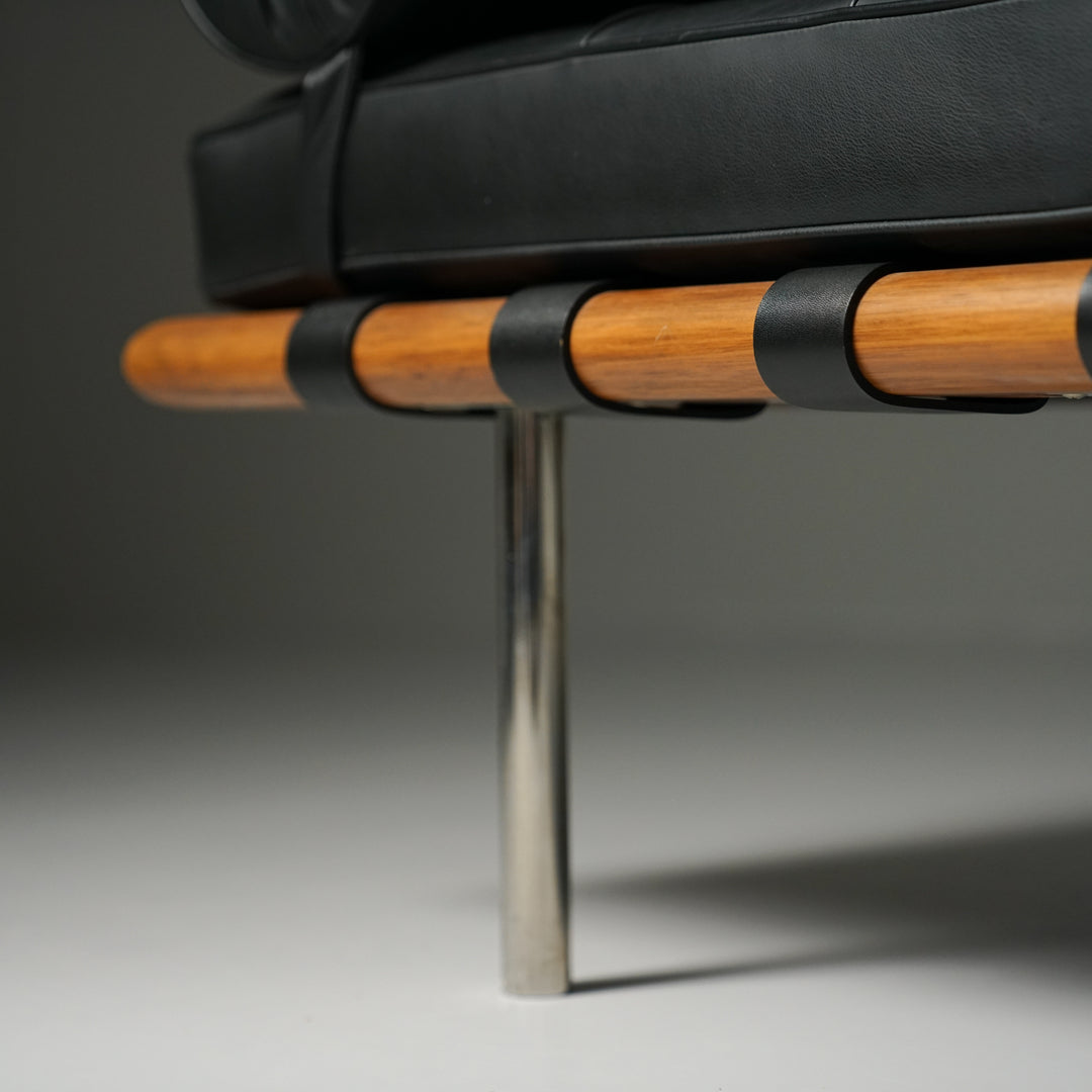 Malli Barcelona daybed, Ludwig Mies van der Rohe, Knoll, 2000-luvun alku